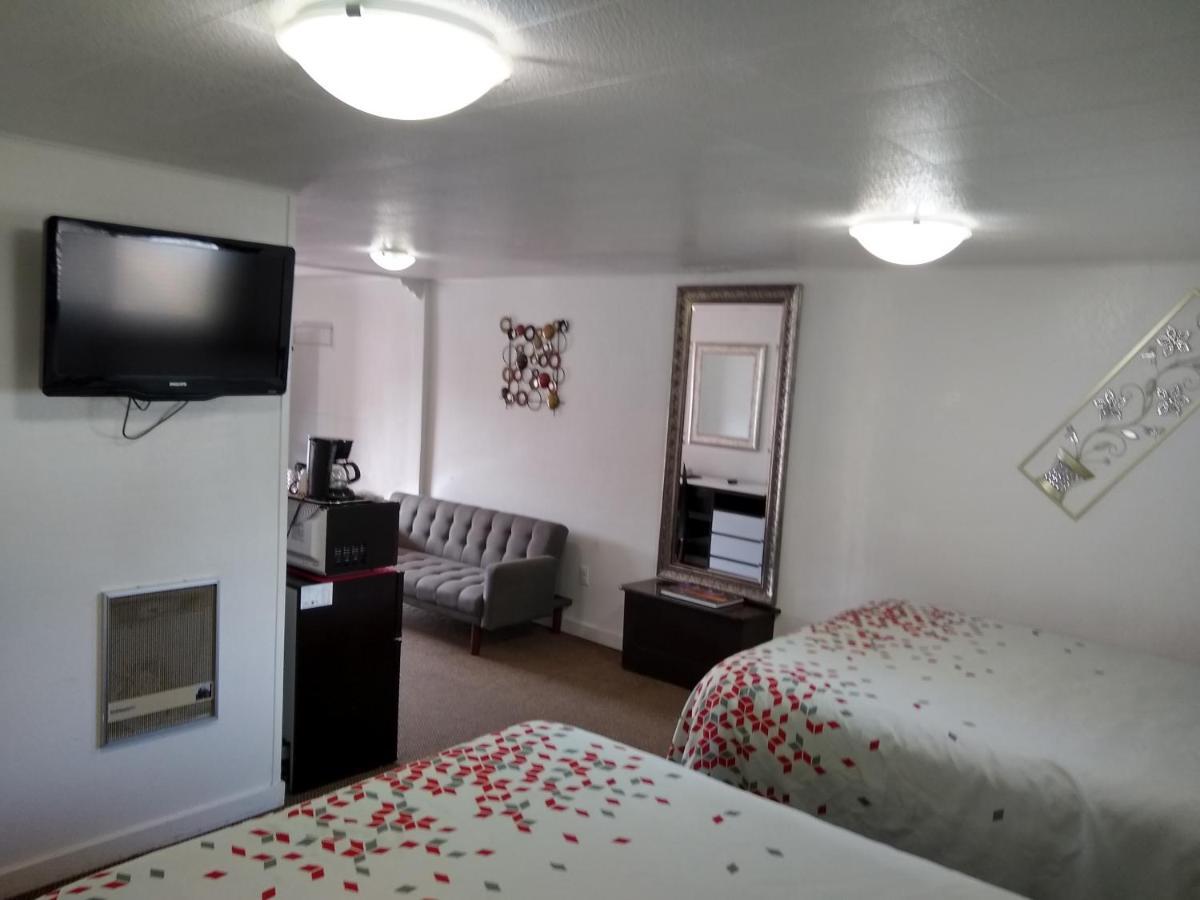 Holiday Motel Bend Εξωτερικό φωτογραφία