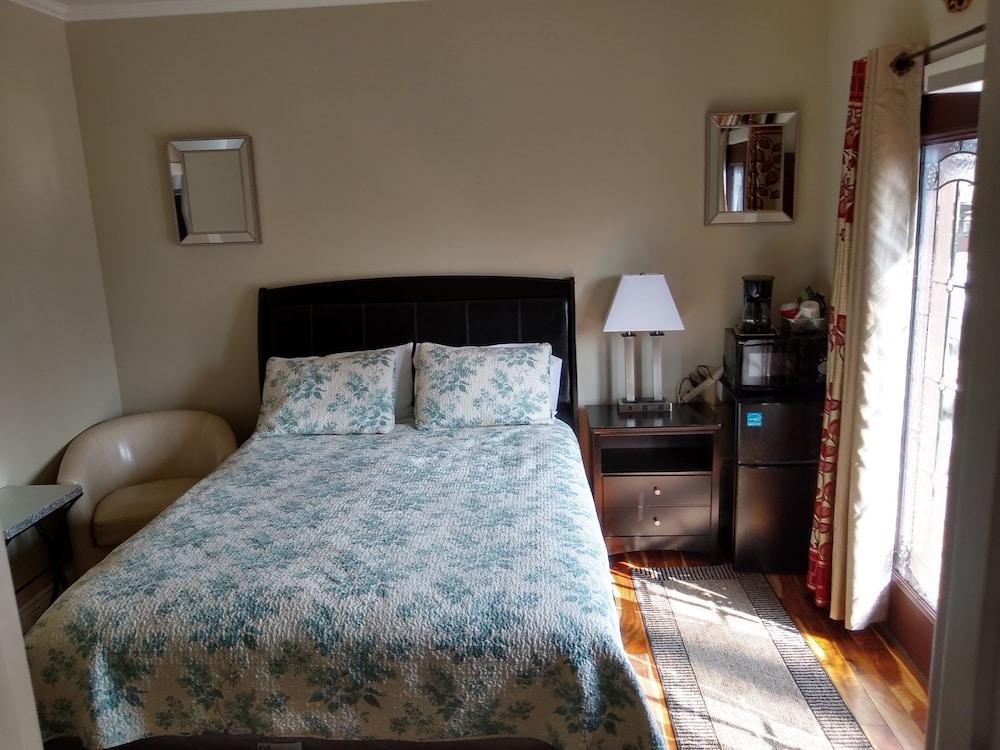 Holiday Motel Bend Εξωτερικό φωτογραφία